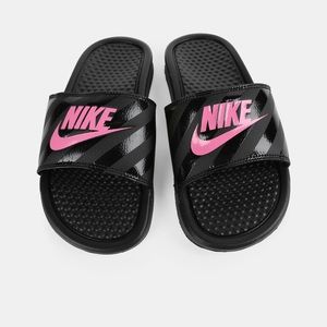 Nike slides
